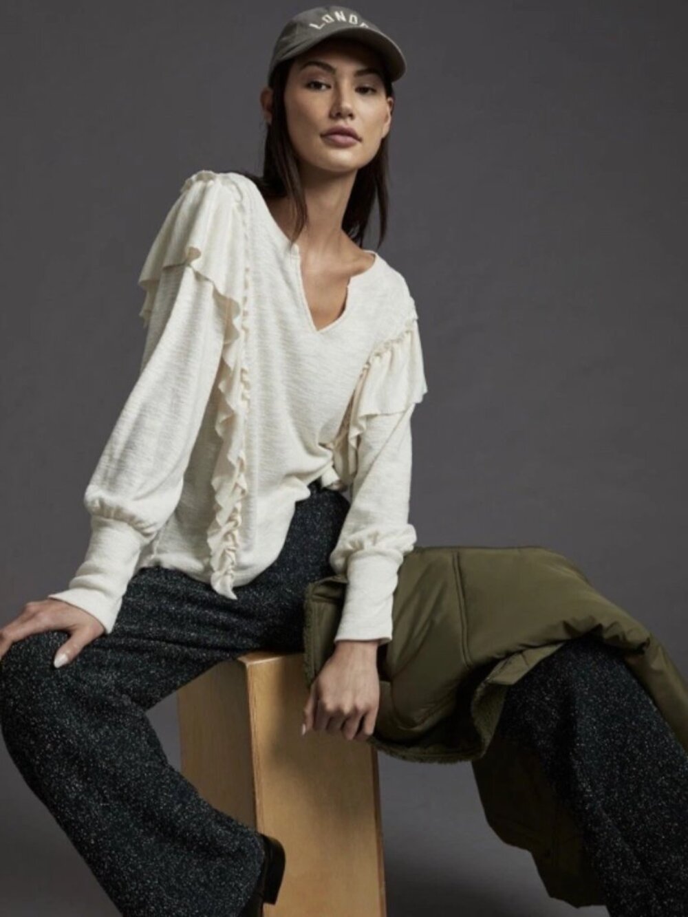 Anthropologie Pilcro Cozy Ruffle Popover Top Long Sleeve V-Neck Ivory Cream XL